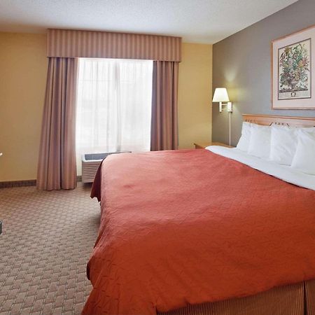 Country Inn & Suites By Radisson Bloomington-Normal West, Il Exterior foto